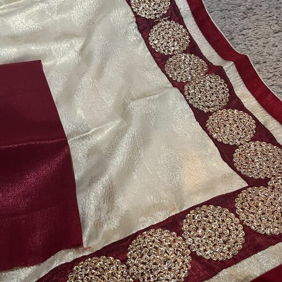 Beige Soft silk saree below $200 | Designer Beige silk saree with maroon order - Picture 10 of 13